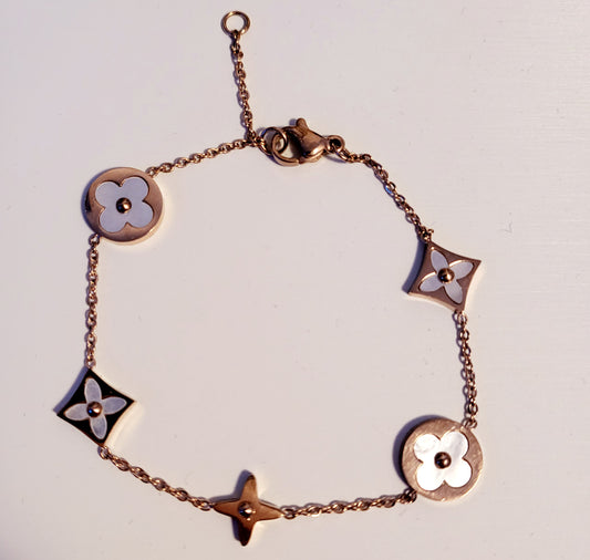 Multi-Shaped Clover Bracelet